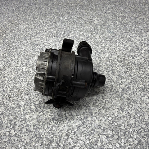 15-20 OEM BMW F22 F32 F82 F83 F87 Auxiliary Electric Water Pump B46 S55 Engine