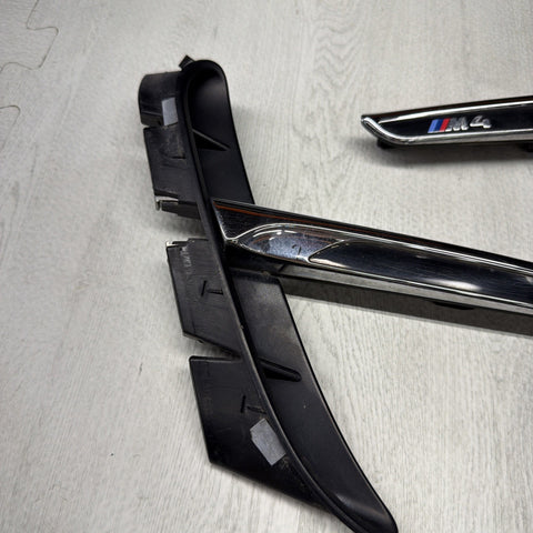 2014–2020 BMW M4 F82 F83 Left Right Fender Side Vent Grills OEM Chrome