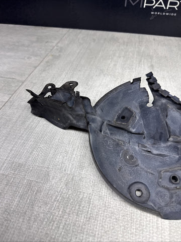 15-20 F80 F82 F83 M3 M4 FRONT LEFT UPPER RUBBER STRUT MOUNT COVER OEM 8066661