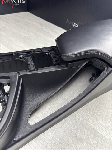 15-20 BMW F80 F82 F83 M3 M4 COMPLETE ARMREST CUPHOLDERS CENTER CONSOLE BLACK