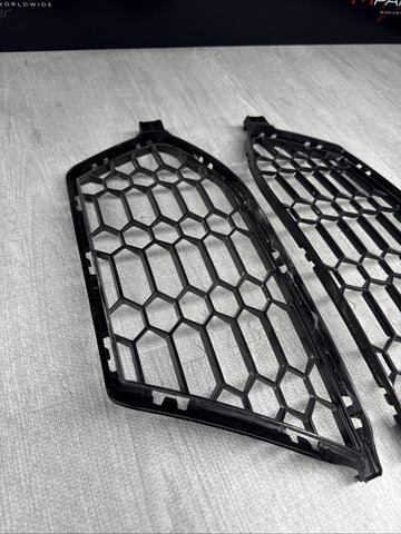 OEM FRONT BUMPER SIDE AIR DUCTS TRIMS GRILLES SET 21-25 BMW G80 G82 G83 M3 M4