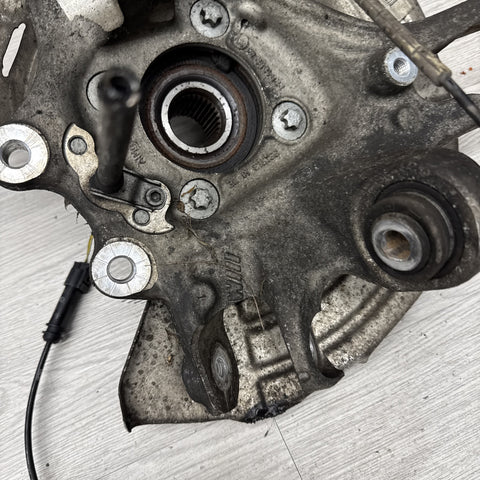 15-20 F80 F82 F83 F87 M2 M3 M4 BMW Rear Right Wheel Hub Spindle Assembly