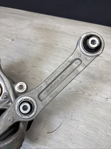 2015-2025 MERCEDES C300 4MATIC FRONT RIGHT SIDE SUSPENSION SPINDLE KNUCKLE OEM