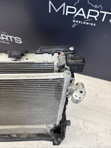 20-24 BMW F90 F91 F92 F93 M5 M8 FRONT ENGINE COOLING FAN RADIATORS ASSEMBLY