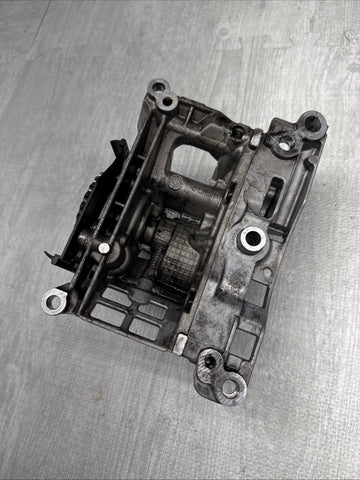 Oil Pump Oil Vacuum Pump Genuine BMW 7823009 F10 F11 25d 30d 35d 40d N57