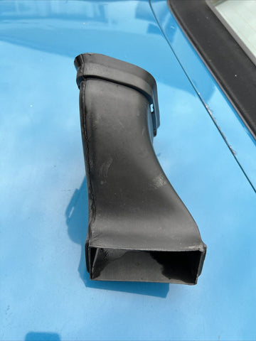 BMW Z3M COUPE RIGHT PASSENGER AIR DUCT 51712268642 2268642 E36