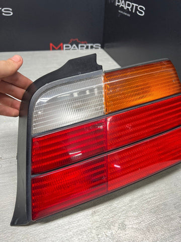 BMW 3 Series E36 M3 94-99 4dr Sedan Rear Amber Tail Lights Lamps Set OEM