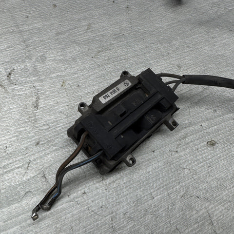01-06 BMW E46 M3 Aux Fan Sensor Module 6904768
