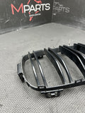 2015-2020 BMW F82 F83 M4 FRONT RIGHT KIDNEY GRILLE COVER TRIM HOUSING OEM