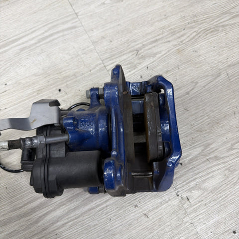 21-26 BMW G80 G82 G83 M3 M4 S58 RIGHT PASSENGER REAR ELECTRIC BRAKE CALIPER BLUE