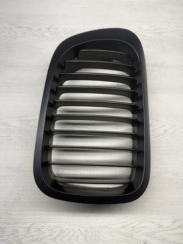 BMW 01-06 E46 M3 Front Kidney Grille Right Passenger Matte Black