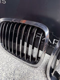BMW 01-06 E46 M3 Front Kidney Grilles Chrome 51138208685 51138208686 *Notes