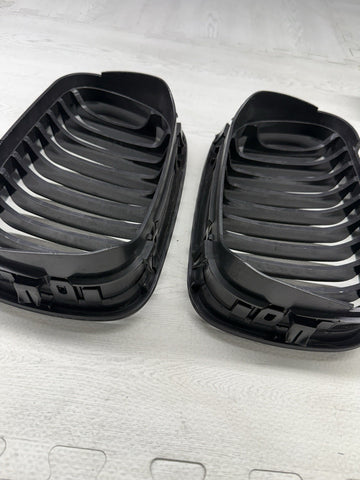 01-06 BMW E46 M3 Front Kidney Grilles Grills Gloss Black