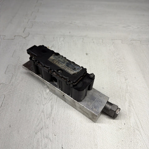 BMW S54 E46 M3 VANOS Control Solenoid Valve Block MCU 2001-2006