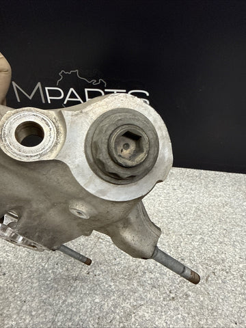 18-23 BMW F90 M5 FRONT RIGHT PASSENGER SIDE SPINDLE KNUCKLE OEM