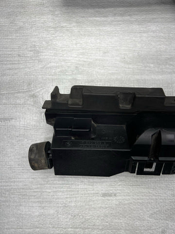 BMW E46 325 328 330 M3 Z4 Side Radiator Mounting Brackets Pair OEM 7530254