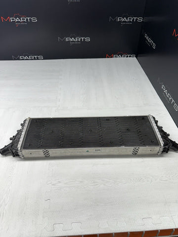 OEM Radiator 4S0121254B 4S0121254 Audi R8 Lamborghini Huracan LP610 LP580