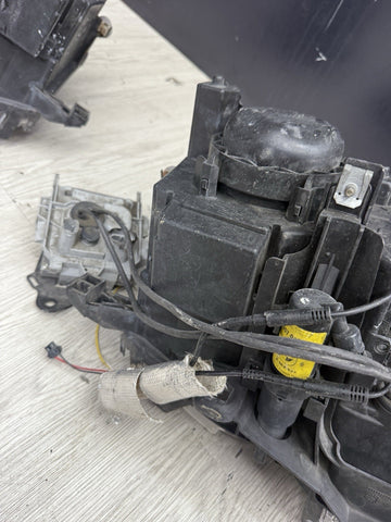 02-06 BMW E46 M3 ORIGINAL Bi Xenon Headlights Stock With Halos