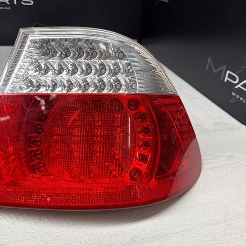 01-06 E46 BMW 330 M3 COUPE REAR LED TAIL LIGHT RIGHT 6937454 *Notes*