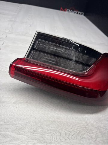 2019 2020 2021 BMW 330i 330e M340i M3 Right Outer Tail Light OEM H35A3BCA201