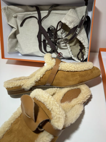 NEW Hermes Oz Mule in Suede Natural Shearling Silver Kelly Buckle Size 37