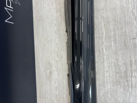 20-25 BMW G06 RIGHT PASSENGER SIDE SKIRT ROCKER MOLDING DRAVIT GREY