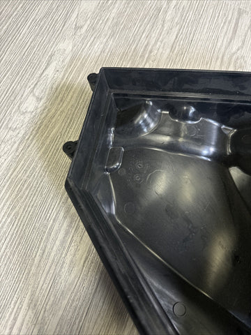21-24 BMW G80 G82 G83 M3 M4 Front Right Air Intake Housing Box 8097028