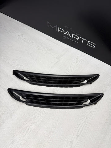 15-21 McLaren 570S 2018 Center Dash Demister Vent Vents 13N0358CP