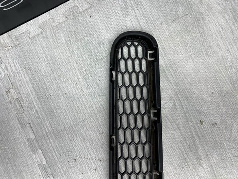 Genuine BMW 3-Series E92 E93 M3 LCI Rear Bumper Center Grill 8040877 OEM