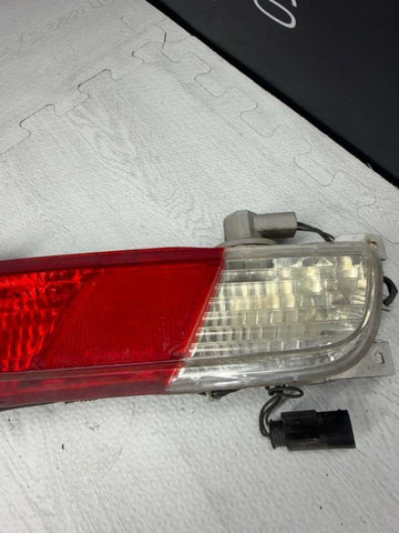 06-10 BMW E64 650 M6 Rear Right Bumper Reflector 63217165816 7165816 OEM