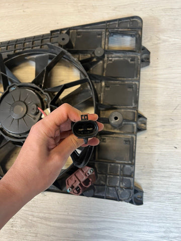 Ferrari 458 Italia Rear Transmission Radiator Fan *Crack