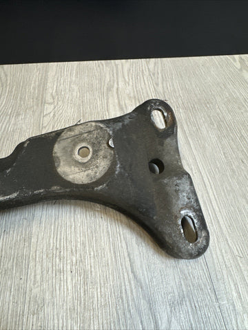 01-06 BMW E46 M3 Transmission Support Cross Member Bracket Mount Original OEM