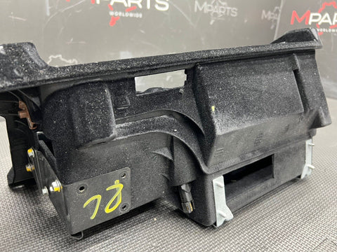 10-15 Ferrari 458 Glove Box Housing 82042800