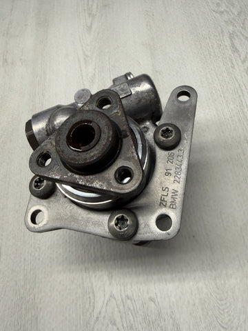 2010-2013 BMW E90 E92 E93 M3 S65 POWER STEERING PUMP ZF OEM 43k Miles