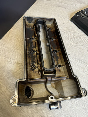 00-03 BMW E39 M5 S62 V8 Engine Valve Covers OEM Left + Right 1406781 1406778