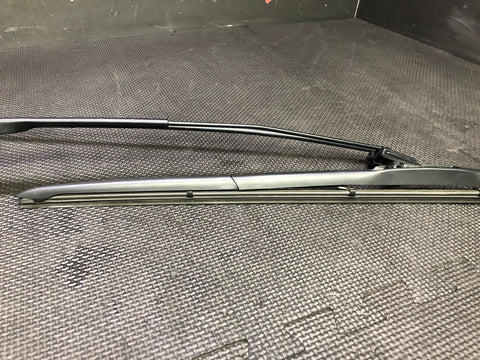 Pair Front Left Right Windshield Wiper Arms Blades 19-23 Ferrari F8 Tributo