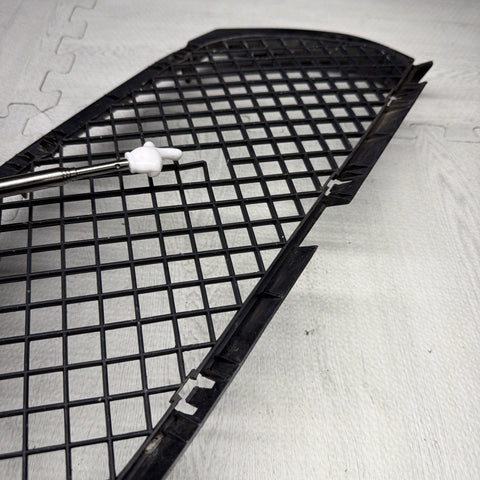 Genuine 01-06 BMW E46 M3 Front Center Bumper Grille Cover Trim *Cracked*