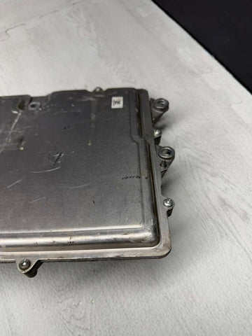 15–21 BMW F80 F82 F87 M2 M3 M4 S55 Engine Control Unit ECU DME OEM 8645445 *Dent