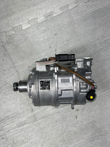 OEM BMW F97 G01 G02 G20 G22 G23 G80 G82 M3 AC Compressor Clutch A/C *No Pulley