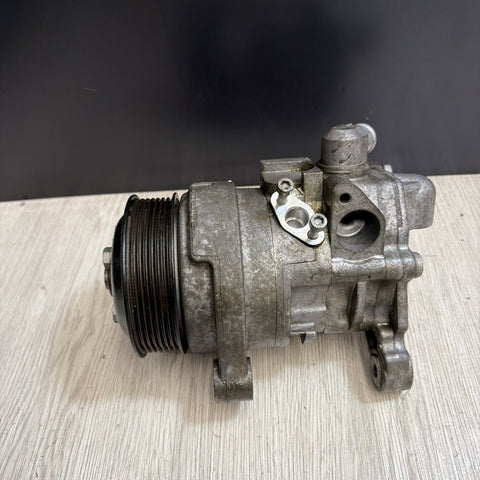 2014-18 OEM BMW X5 X6 M  Engine N63 S63 Power Steering Pump With Pulley
