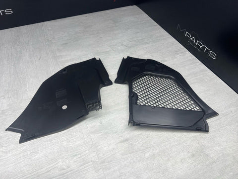 BMW F90 F91 F92 F93 M5 M8 G14 G15 G16 Front Wiper Cowl Trim 7435324 OEM