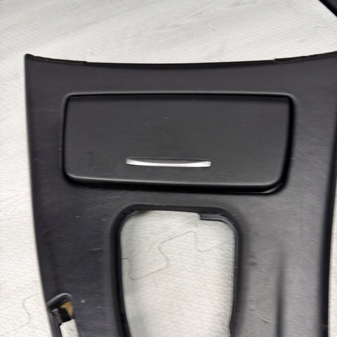 09-13 BMW E93 M3 CONVERTIBLE DCT CIC LEATHER CENTER CONSOLE TRIM