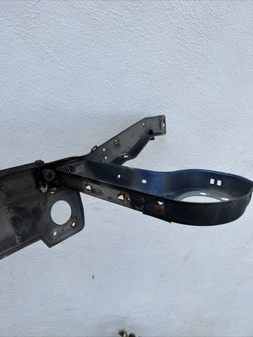 Center Radiator Support Frame Brackets Housing 96-99 BMW 328i M3
