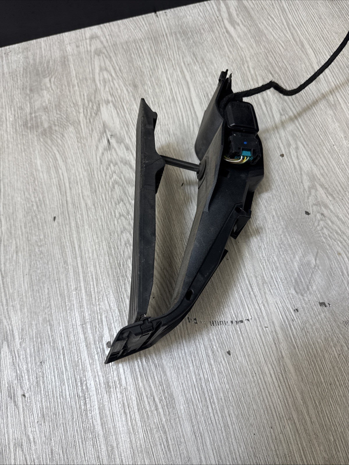 bmw e46 gas pedal BMW E46 E38 E39 3/5 Series X5 M3 Z8 Manual Gas Accelerator Throttle Pe