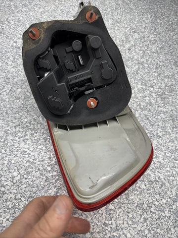 OEM 07-10 BMW E92 328i 335 M3 Damage Right Tail Light 7174404 Used
