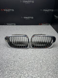 BMW OEM 01-06 E46 M3 Front Kidney Grilles Chrome 51138208685 51138208686