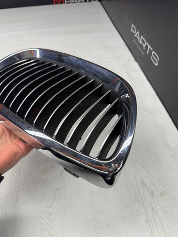 08-13 BMW E90 E92 E93 M3 Front Kidney Grille Right Chrome / Chrome Fins OEM