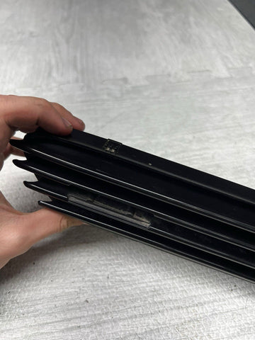 01-06 BMW E46 M3 Gloss Black Left Driver Fender Vent Grille Grills Trim