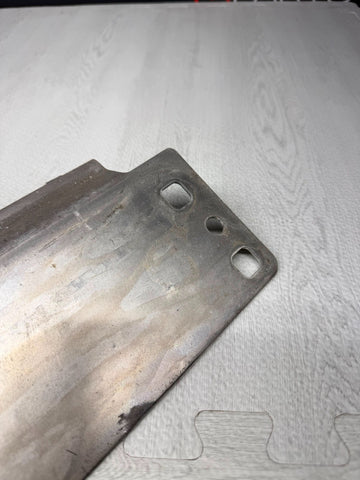 08-13 BMW E90 E92 E93 M3 Front Bumper Left Driver Side Bracket Mount OEM