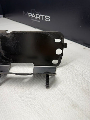 OEM BMW E82 E88 E90 E92 E93 335 M3 Radiator Suport Right Plate Bracket Mount